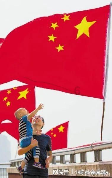 我觉得自己是多余的，没人需要我，找不到坚持下去的理由怎么办？